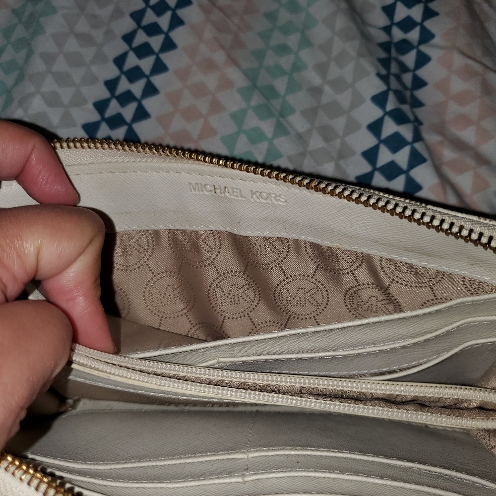Wallet - Picture 5 of 6